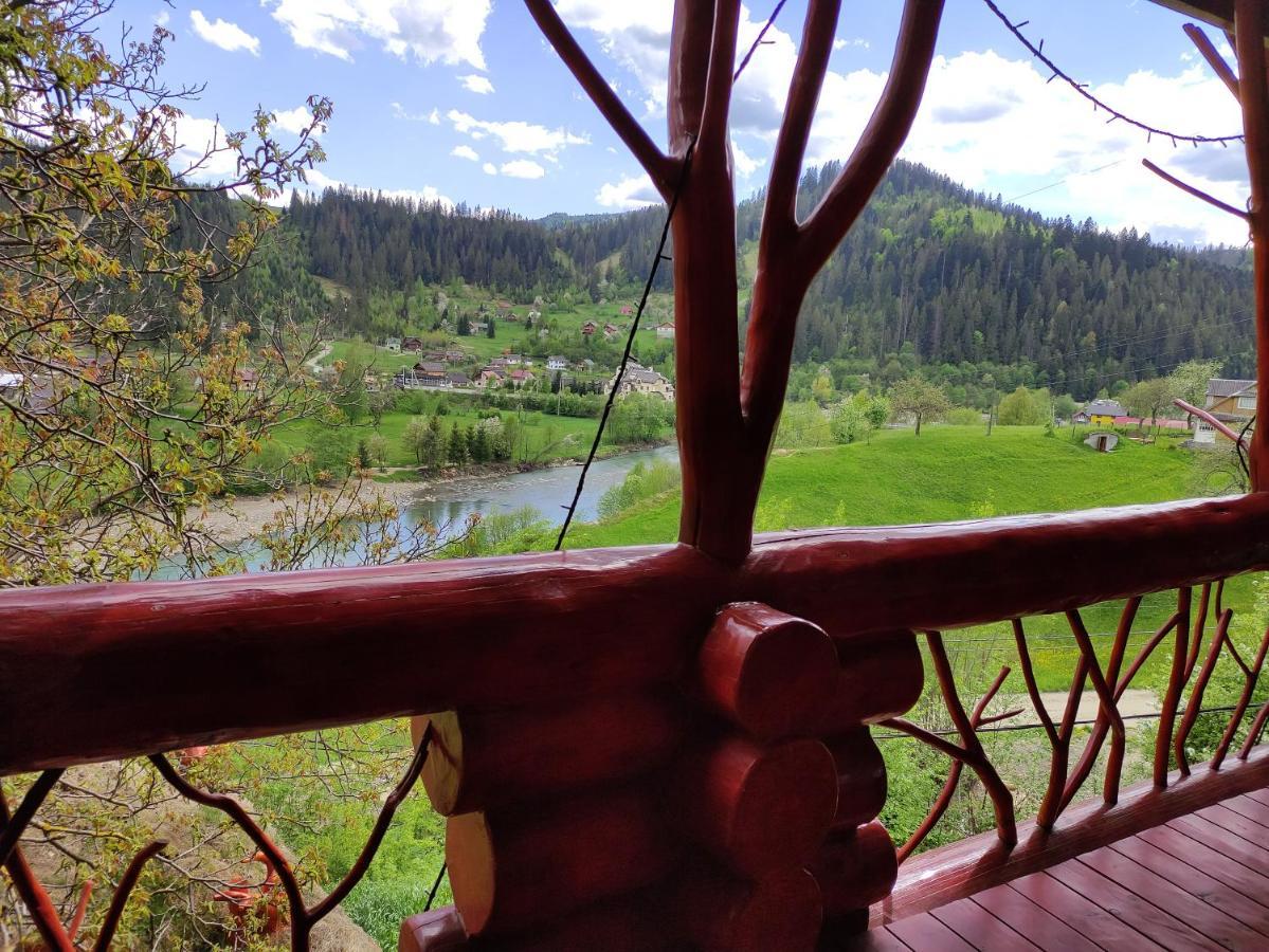 Дерев'Яний Котедж "Казка" Yaremche Exterior foto