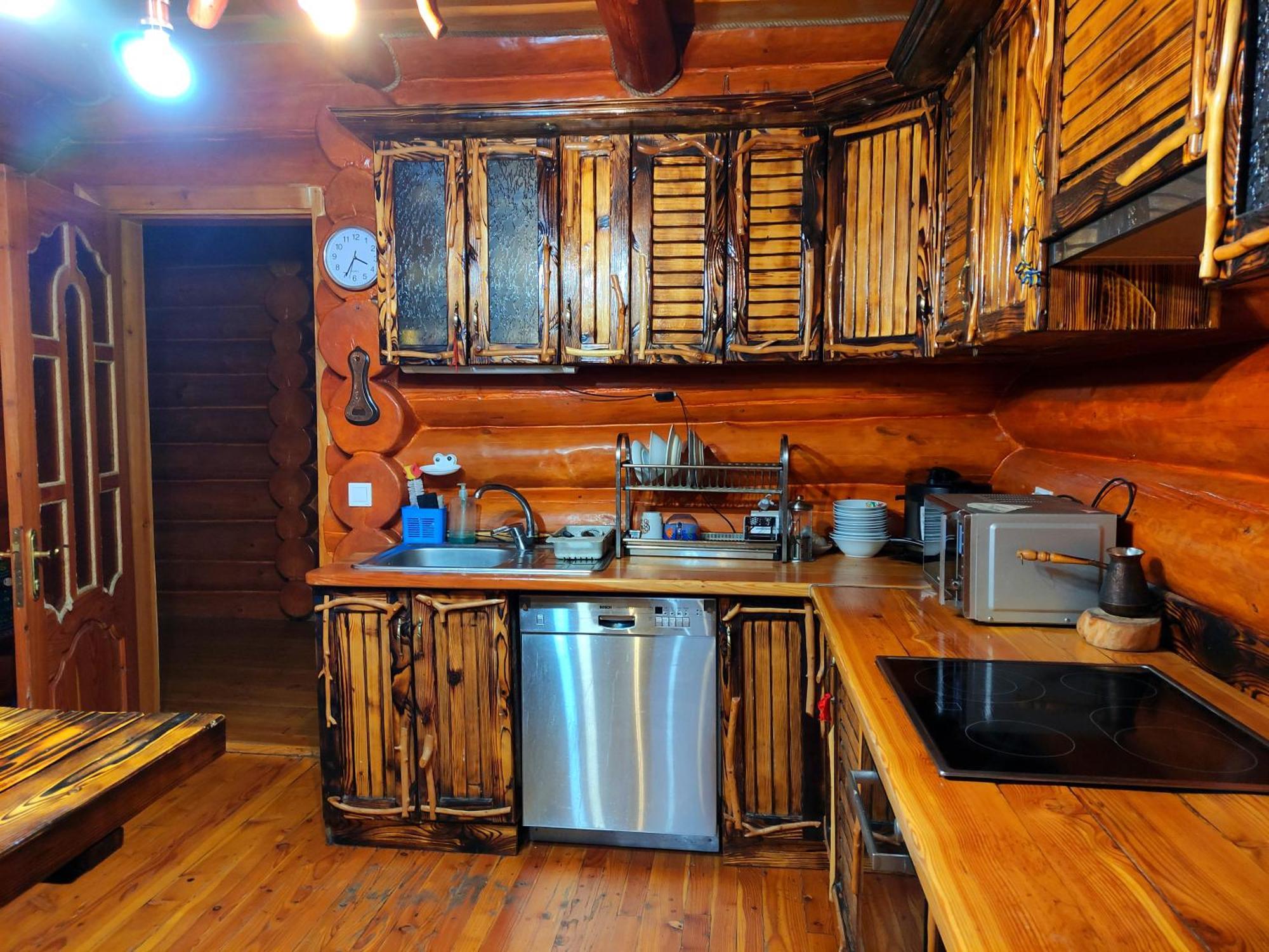 Дерев'Яний Котедж "Казка" Yaremche Exterior foto