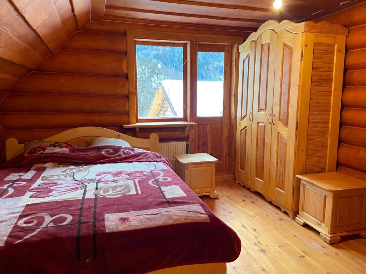 Дерев'Яний Котедж "Казка" Yaremche Exterior foto